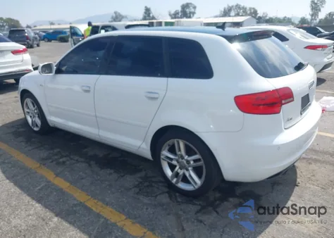 2011 Audi A3 2.0 Tdi Premium z USA, uszkodzony, nr VIN WAUKJAFM0BA021849